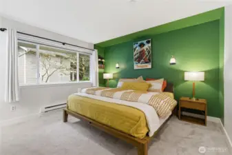 Primary suite, w walk in closet