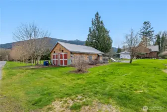 Lots of flat space to imagine your garden.