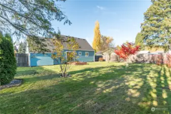 Fully fenced back yard.