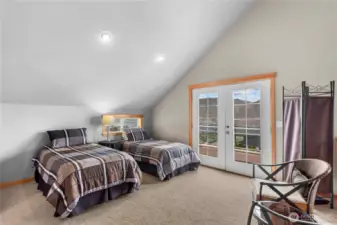 Loft-Upstairs
