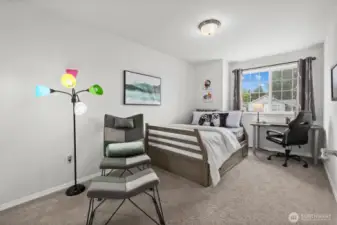 Bedroom 3: Upper Level
