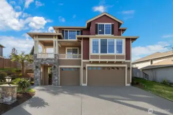 Spacious 3 car garage!