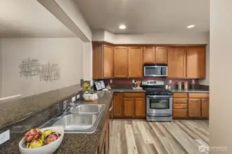 Plenty of kitchen storage