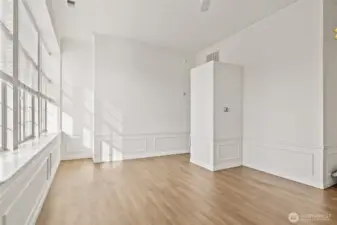 Wainting for you color accents.