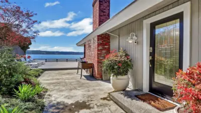 Lovely path with mature and low-maintenance landscaping up to your front door. Welcome to your new home!