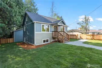 Brand New Fencing, Lawn and Walkways.
