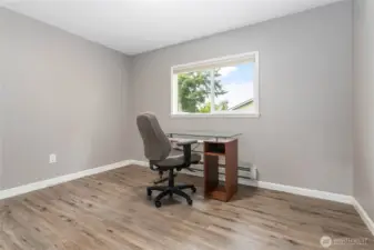 Upstairs bedroom #2