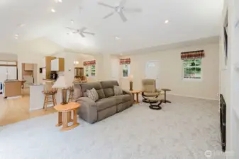 Imagine the entertaining possibilities here!