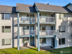 Exterior view of units 419 and 420 on the second floor.