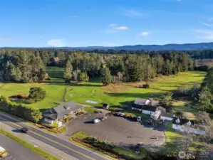 Nearby Peninsula Golf Course and The Cove Restaurant.