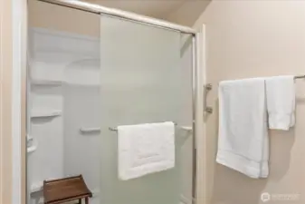 Primary En-Suite Bathroom