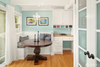 Breakfast nook banquette.