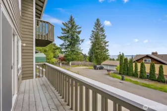Main level front deck