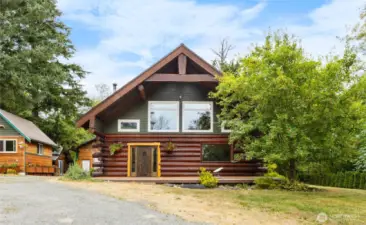 Beautiful Custom Log Home