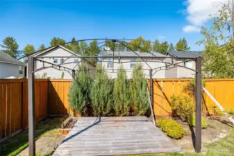 Detached deck with gazebo, the cover is removed