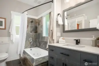 Main floor full bath