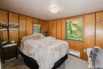 Cottage bedroom