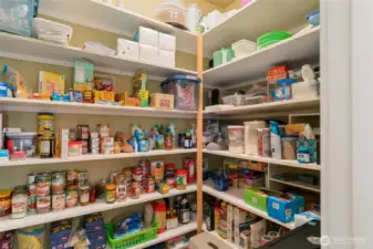 Walk in Pantry