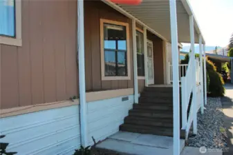 Entry- Covered porch