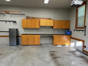 Ample shop area in large 3 car garage