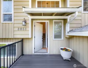 Welcoming front entry with recently redone deck in Trex decking and aluminum railing to withstand PNW weather! Lasting a lifetime