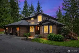 If privacy is what you are looking for, this home is IT!! You feel completely disconnected from the rest of the world, yet only 5 minutes from shopping, etc. Go East about 30 minutes to the snow, and West 30 minutes to Seattle!