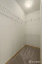 Primary walk-in closiet
