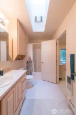 Has own entrance from bedroom to bathroom.