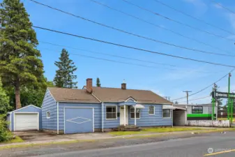 Beautiful 10,585 SF corner lot in heart of Puyallup