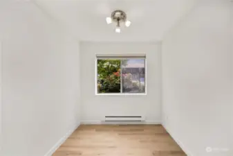 Current Vacant Kitchen W/Eating Area