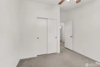 1st bedroom/bonus room