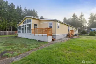 Front of home with entry
