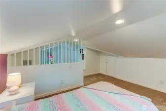 Upstairs bedroom.