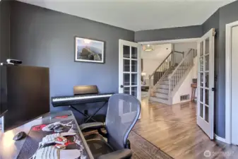 office/den/bdrm