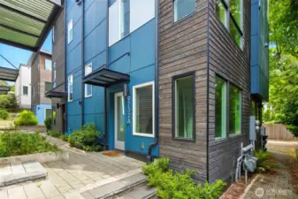 Built Green and Energy Star effecient but oh so dialed with Designer finishes and details throughout this palatial corner 3 bed 2.5 bath + Flex row home in Green Lake (adjacent) - Licton Springs! Light Rail is a 6 minute walk.