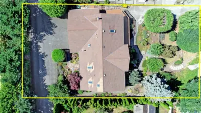 Arial view of the lot.