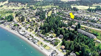 Community beach access on Utsalady Bay