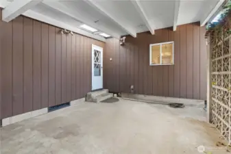 CARPORT AREA