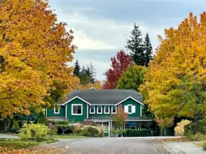 Fantastic Home in Legacy Ridge on large, level lot!