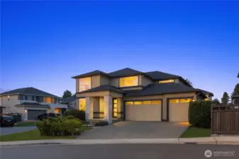 Welcome to this stunning MainVue home in Lea Hill!