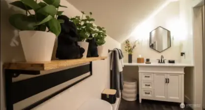 Upstairs hall bathroom