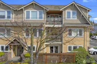 Welcome to your new home, just a stroll away from your favorite restaurants and shops!