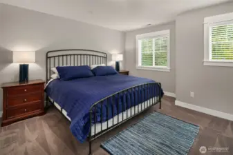 Front upper level guest bedroom