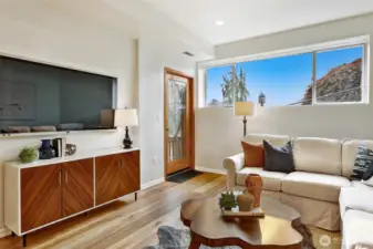 Lower level guest suite has it's own front door.