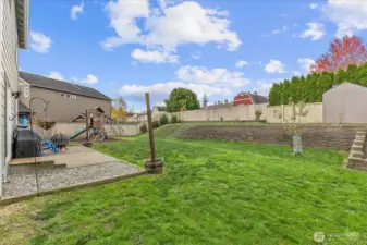 Huge Fully Fenced Back Yard- Dog Friendly!