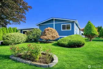 Beautifully manicured home with spectacular view of majestic Mt. Rainer.