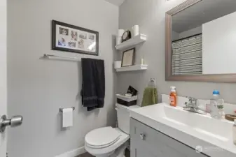 Bathroom unit 515
