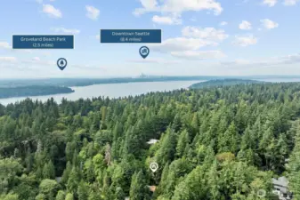 Facing west, Groveland Beach Park and sweeping views of Lake Washington stretch toward the Seattle skyline, connecting you to both nature and the city.