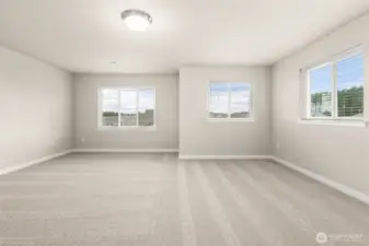 Oversized bonus or 4th bedroom