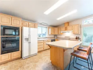 Tons of Storage in kitchen